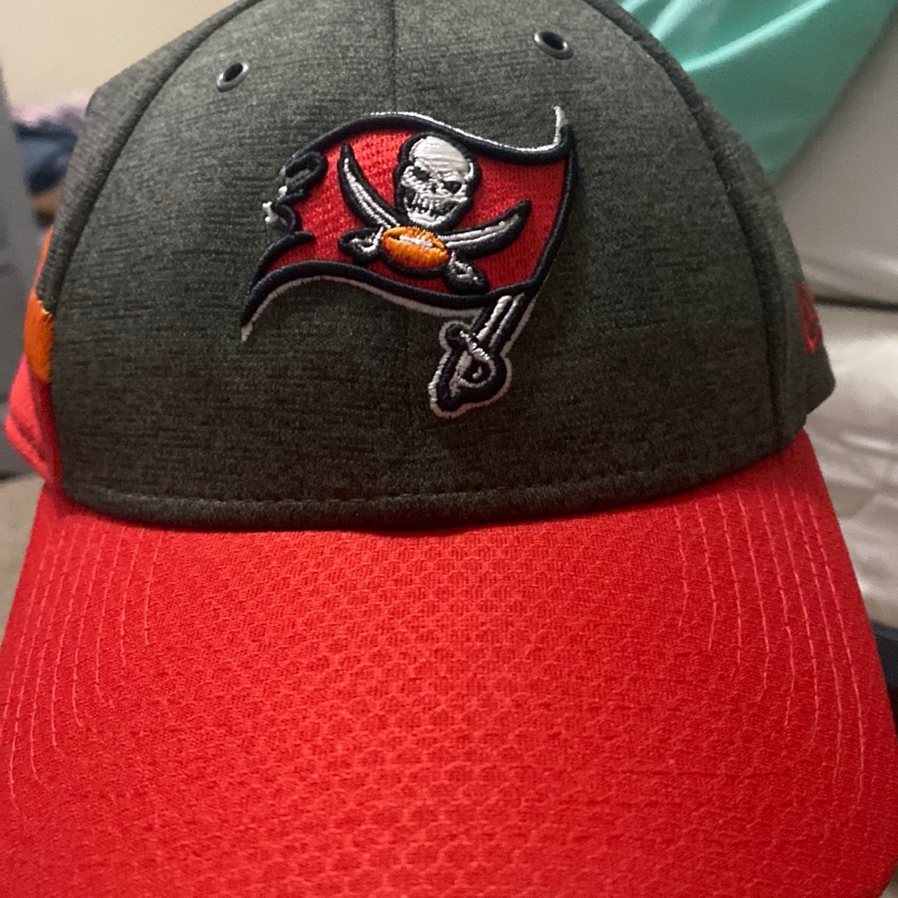 Bucs hat